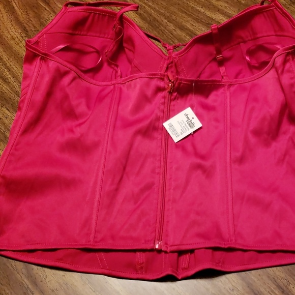 Red Bustier/tags attached.  Never worn. - Picture 2 of 5
